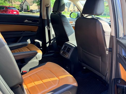 Used 2019 Volkswagen Atlas SEL Premium AWD/4WD image 15