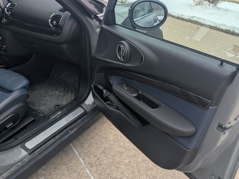 Used 2019 MINI Cooper Clubman S w/ Driver Assistance Package image 5