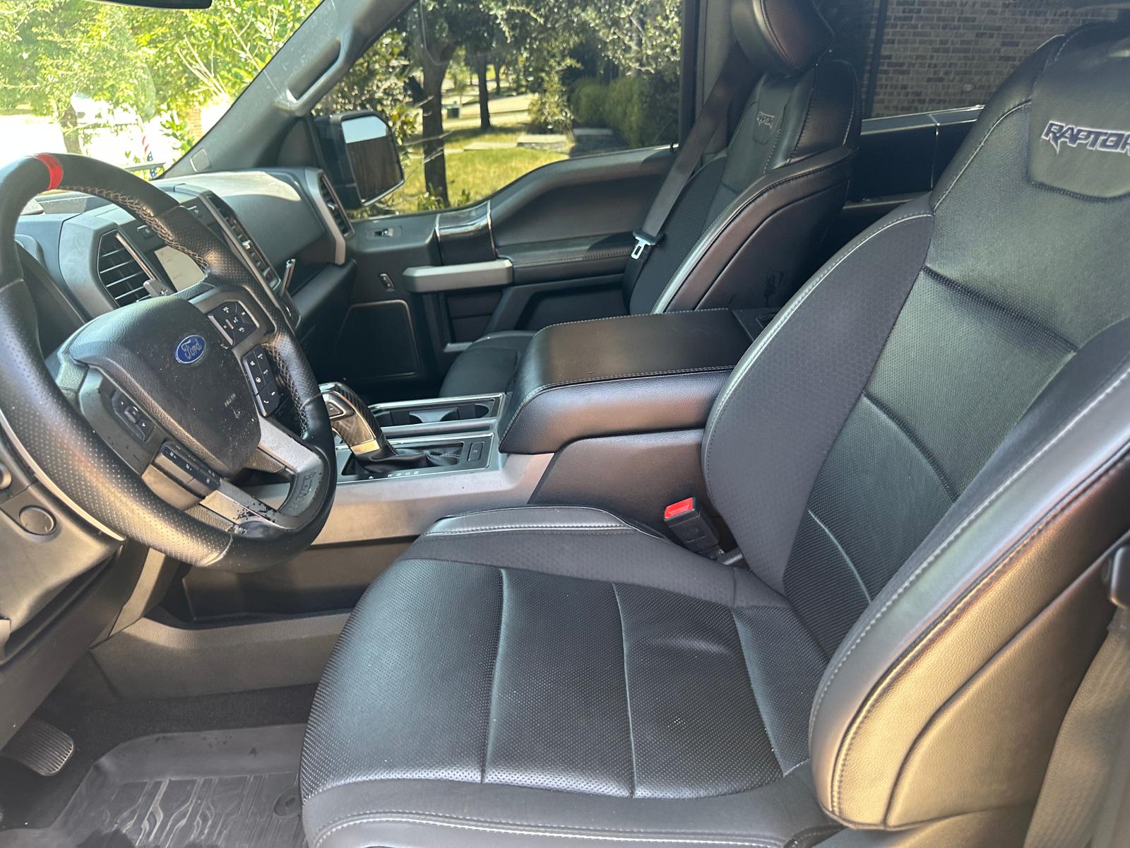 Used 2019 Ford F150 Raptor w/ Equipment Group 802A Luxury AWD/4WD image 11