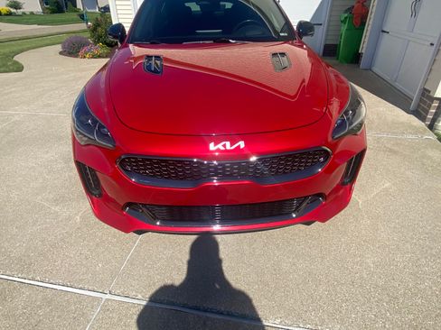 Used 2023 Kia Stinger GT2 AWD/4WD image 4