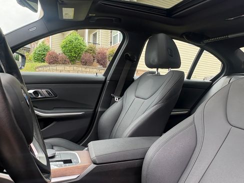 Used 2021 BMW 330i Sedan w/ Premium Package RWD image 10