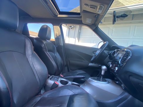 Used 2011 Nissan Juke SL image 6