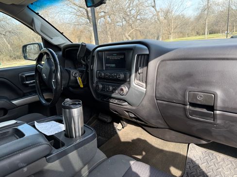 Used 2015 Chevrolet Silverado 2500 LT w/ LT Convenience Package image 23