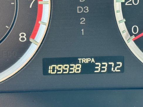 Used 2010 Honda Accord EX-L image 15