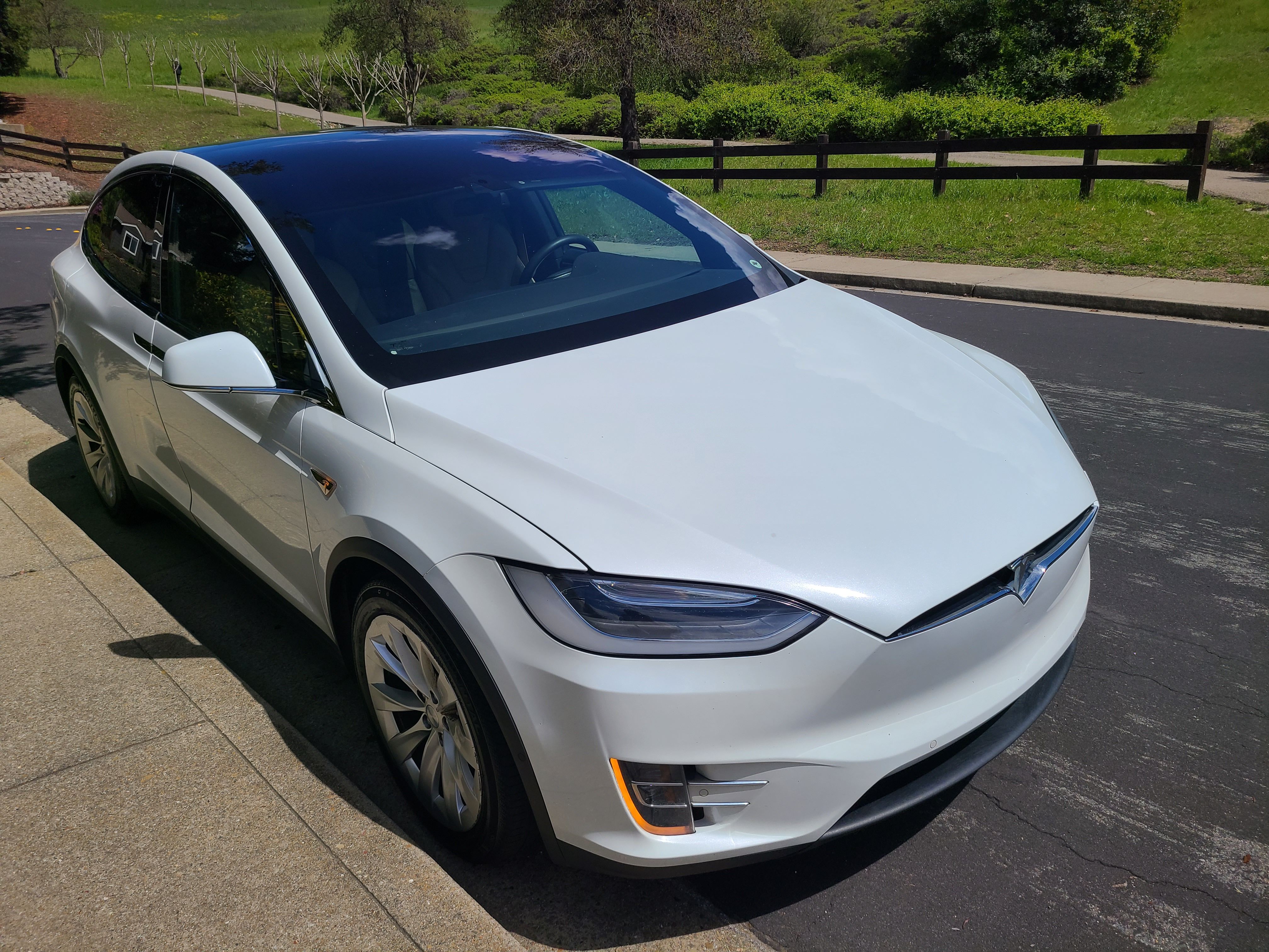 Used 2016 Tesla Model X 75D AWD/4WD image 21