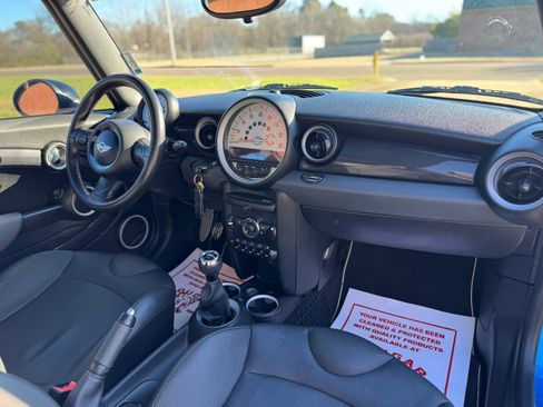 Used 2011 MINI Cooper S image 11