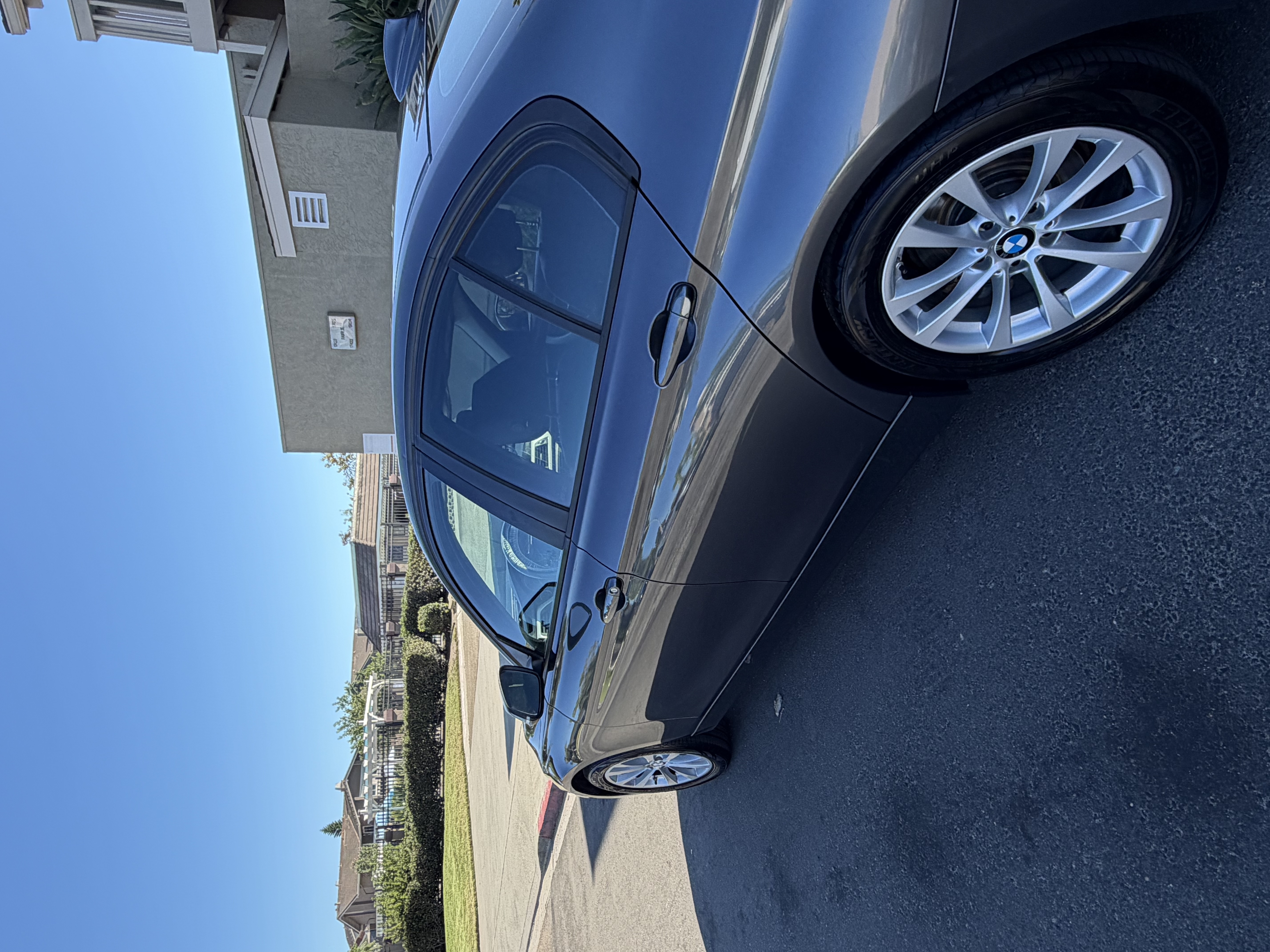 Used 2018 BMW 320i Sedan RWD image 5