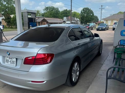 Used 2016 BMW 528i Sedan RWD image 4