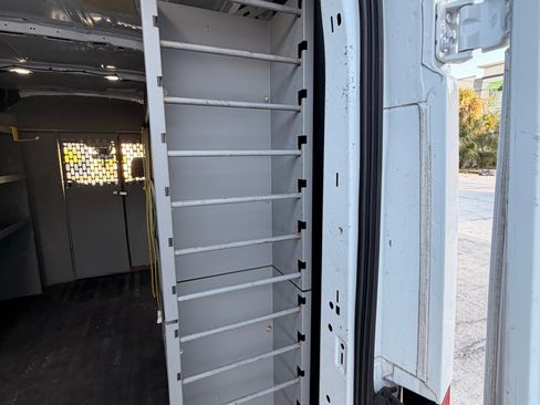 Used 2019 Ford Transit 150 130 Medium Roof image 10