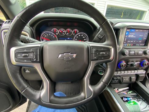 Used 2020 Chevrolet Silverado 1500 RST image 14