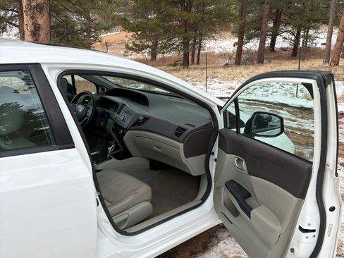 Used 2012 Honda Civic EX-L image 9