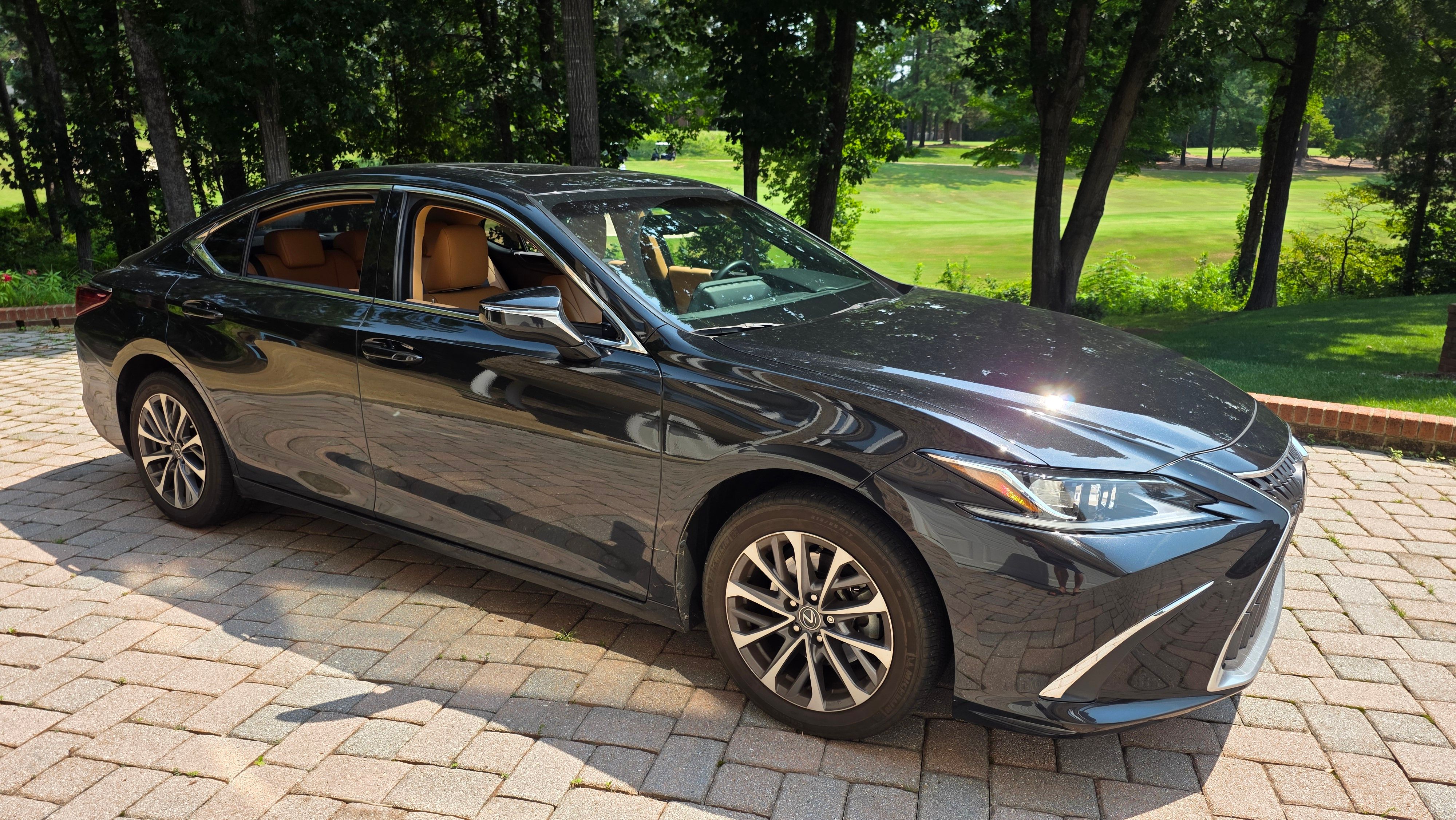 Used 2023 Lexus ES 350 w/ Accessory Package (Z1) FWD image 1