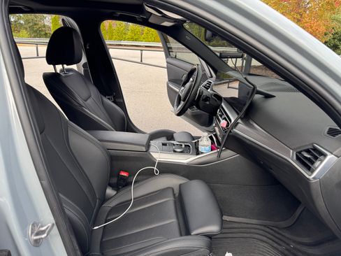 Used 2023 BMW M340i w/ Premium Package image 5