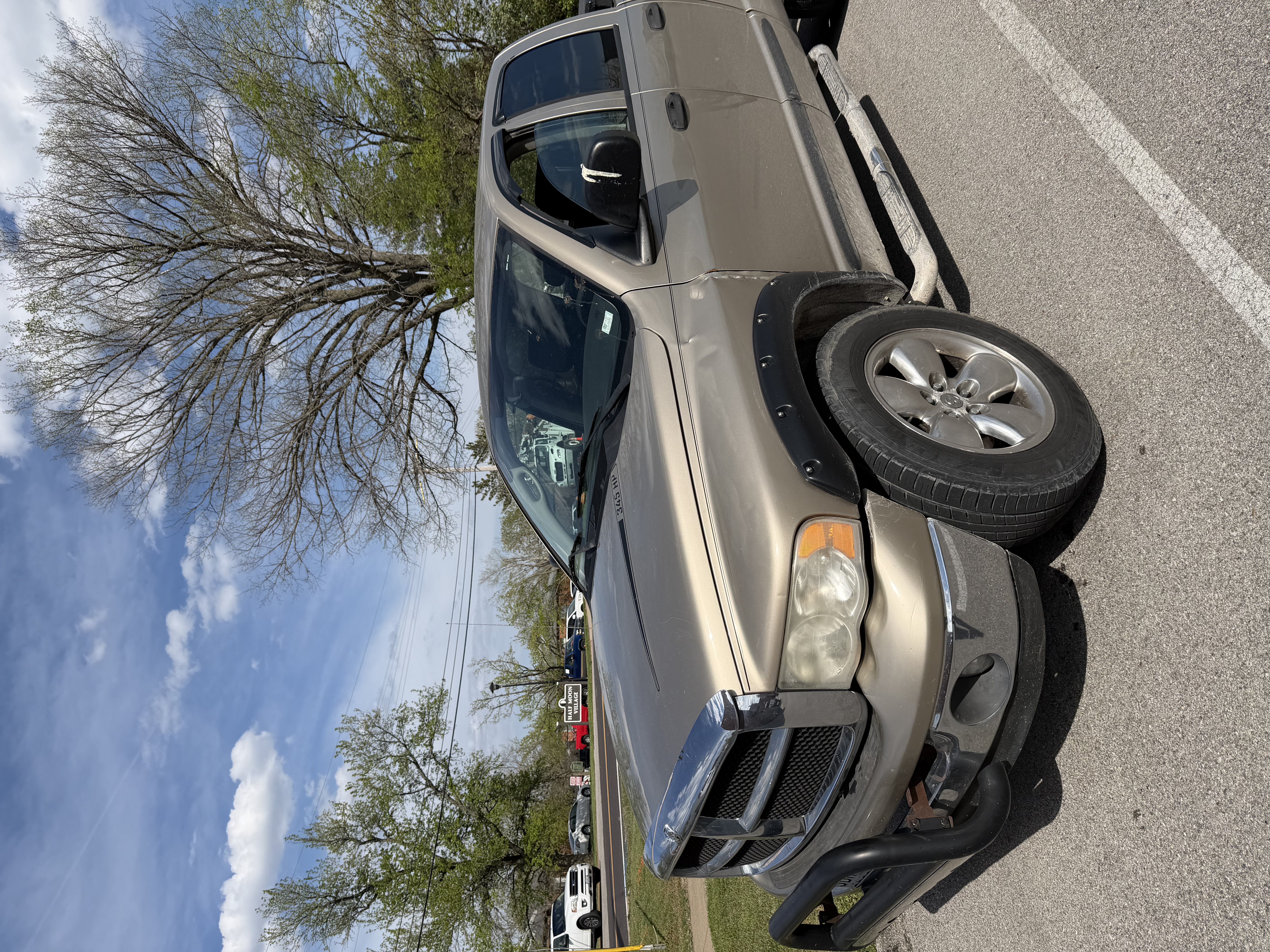 Used 2005 Dodge Ram 1500 Truck SLT w/ Light Group RWD image 2