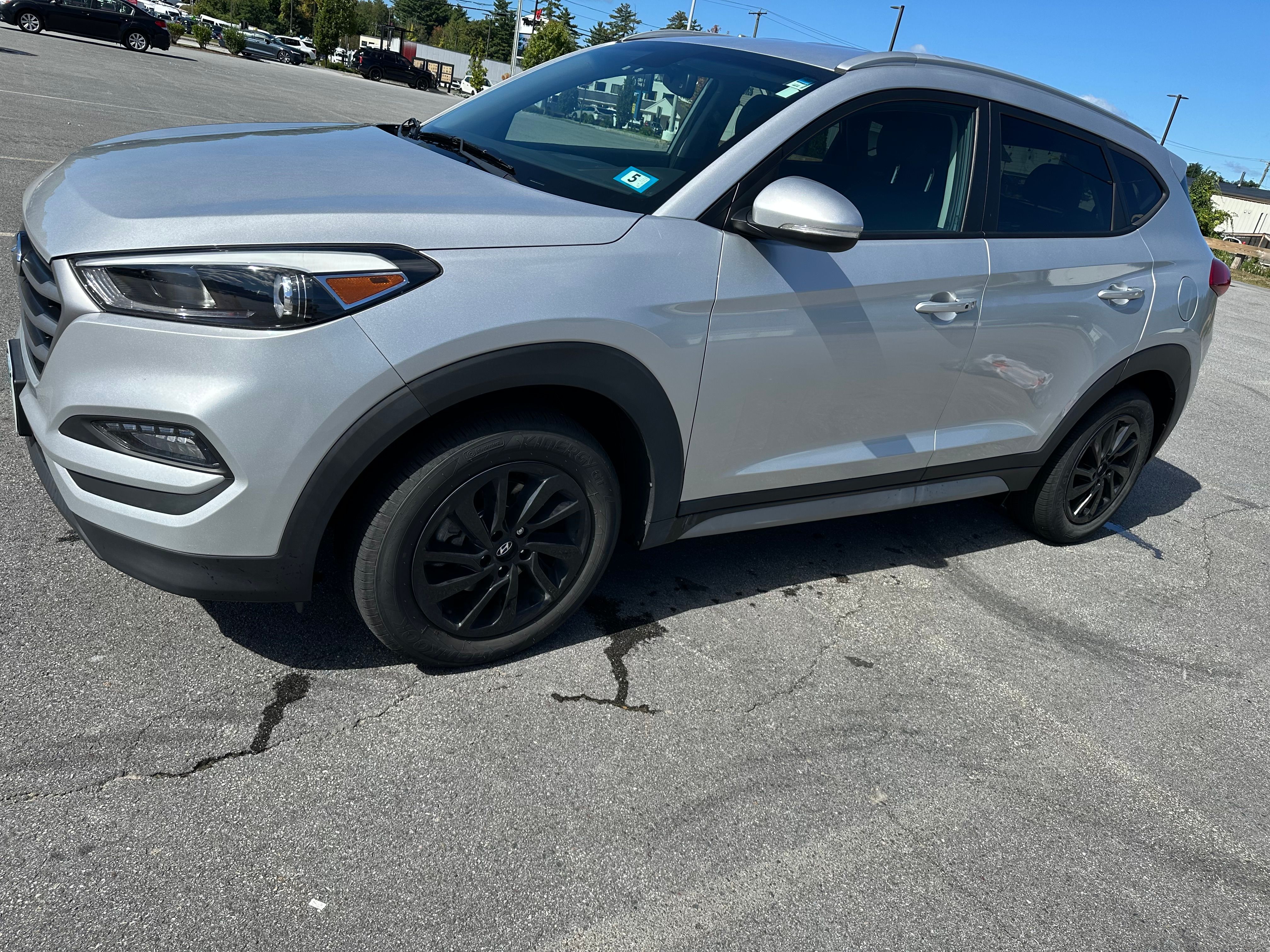 Used 2018 Hyundai Tucson SEL Plus AWD/4WD image 2