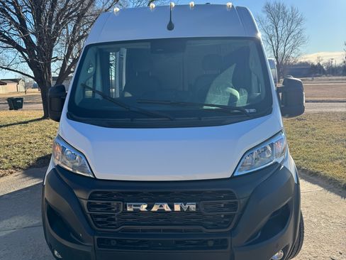 Used 2024 RAM ProMaster 2500 w/ Safety Group image 2