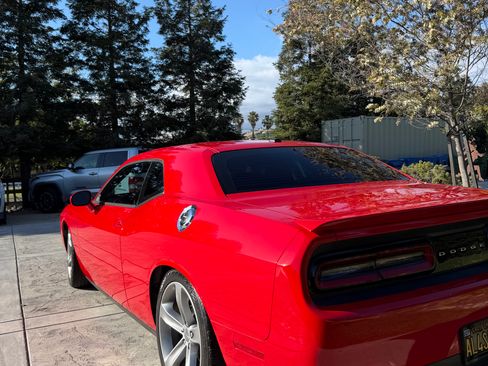 Used 2015 Dodge Challenger R/T w/ Quick Order Package 28B R/T RWD image 5