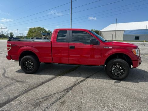 Used 2010 Ford F150 STX AWD/4WD image 1