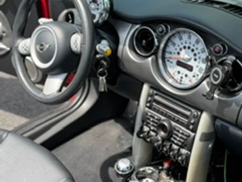 Used 2008 MINI Cooper S FWD image 2