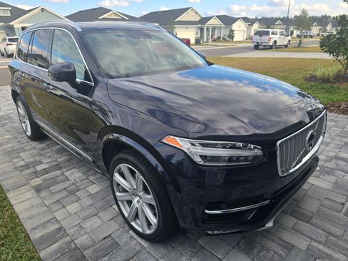 Used 2019 Volvo XC90 T6 Inscription w/ Luxury Package image 9