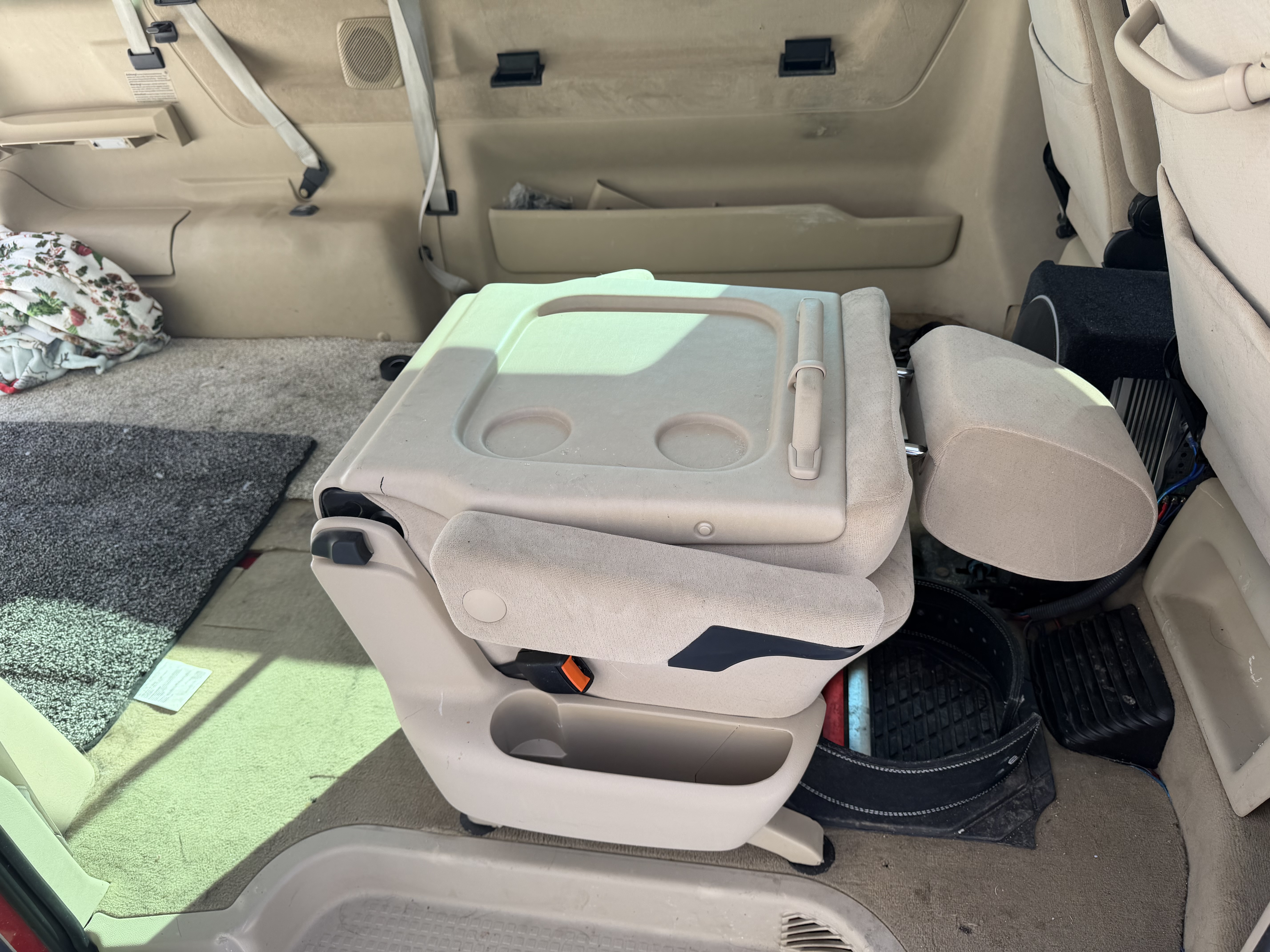 Used 2003 Volkswagen Eurovan GLS FWD image 2