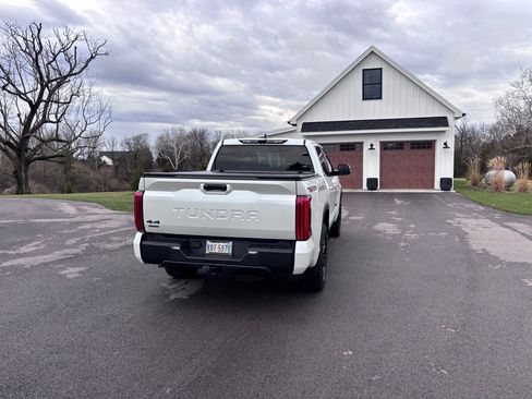 Used 2024 Toyota Tundra Limited w/ TRD Off-Road Package image 8