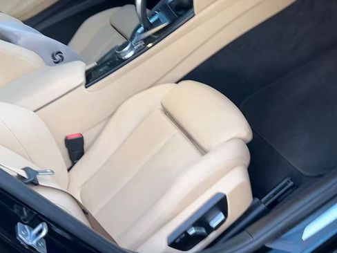 Used 2017 BMW 330e image 8