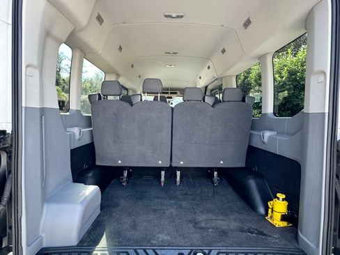 Used 2016 Ford Transit 350 XLT image 26