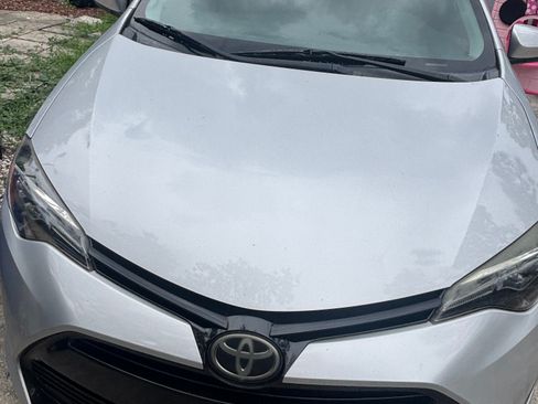 Used 2017 Toyota Corolla LE image 2