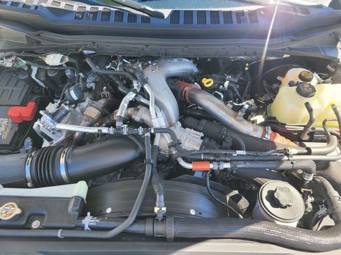 Used 2023 Ford F250 Lariat w/ Lariat Ultimate Package image 23