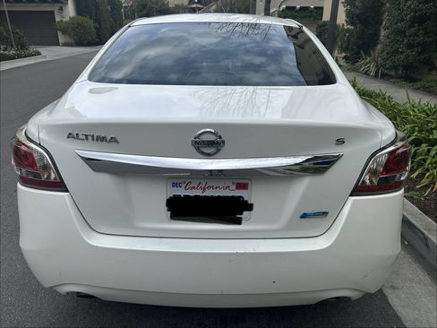 Used 2014 Nissan Altima 2.5 S image 2