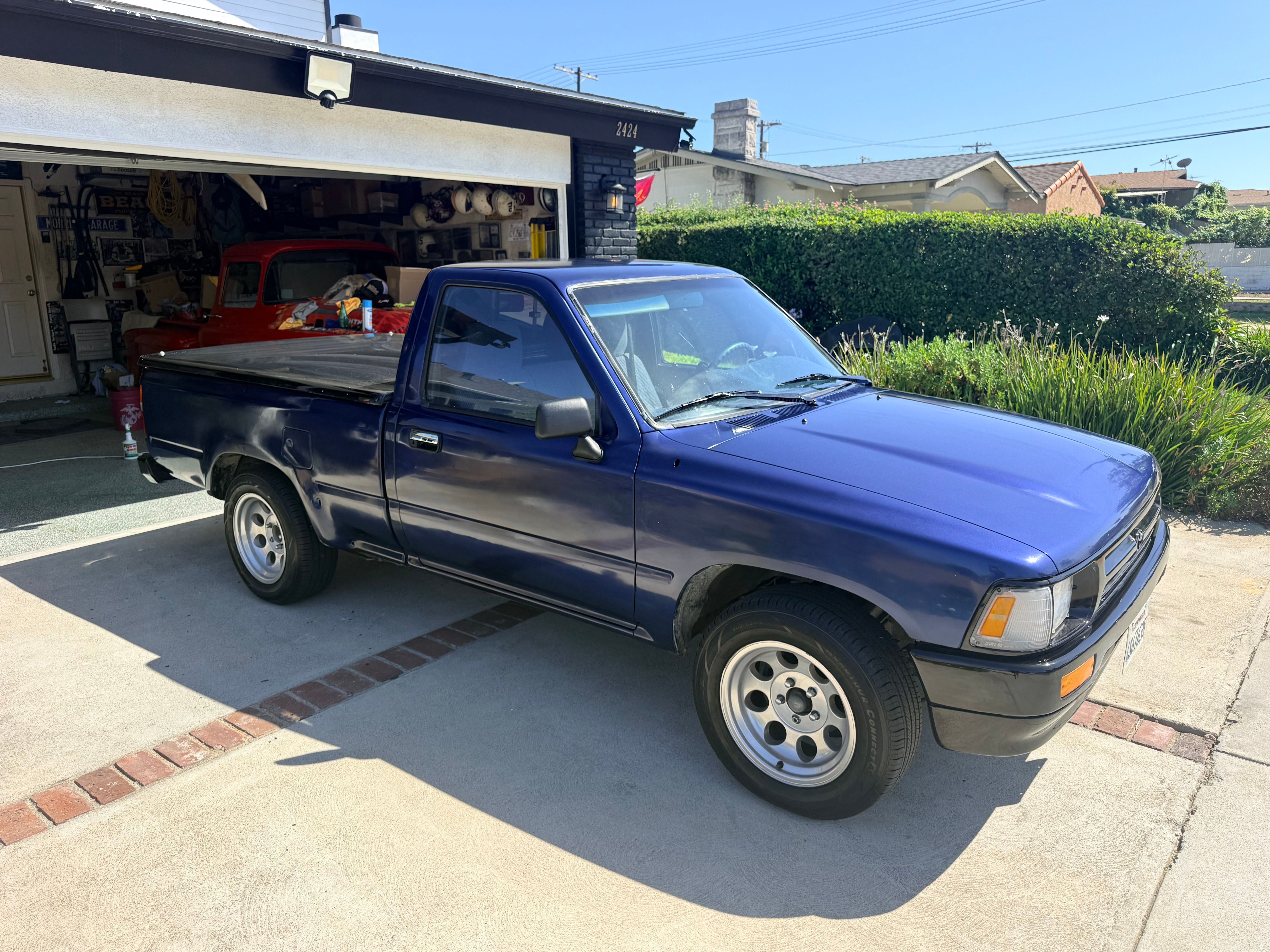 Used 1993 Toyota Pickup 2WD Regular Cab image 11