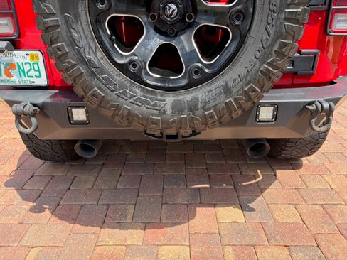 Used 2014 Jeep Wrangler Unlimited Sport image 5