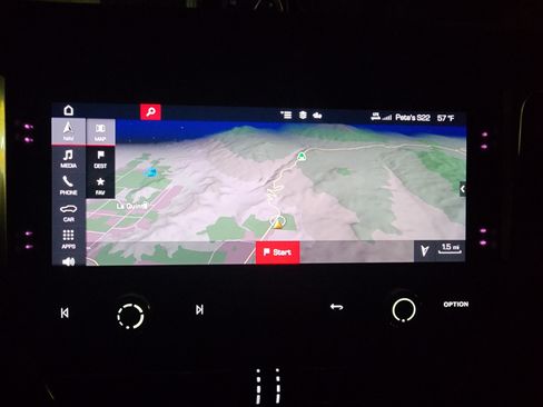 Used 2023 Porsche Macan image 9