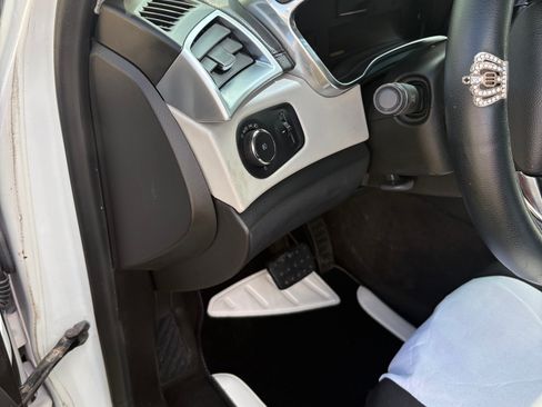 Used 2015 Cadillac SRX Performance w/ Driver Awareness Package image 9