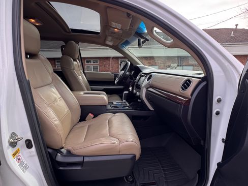 Used 2015 Toyota Tundra Limited image 18