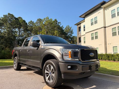 Used 2019 Ford F150 XL w/ Equipment Group 101A Mid AWD/4WD image 9