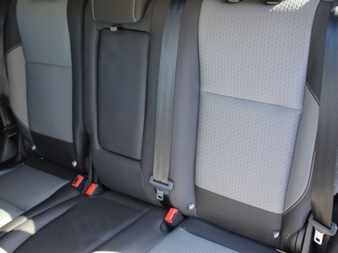 Used 2019 Ford Escape SE image 20