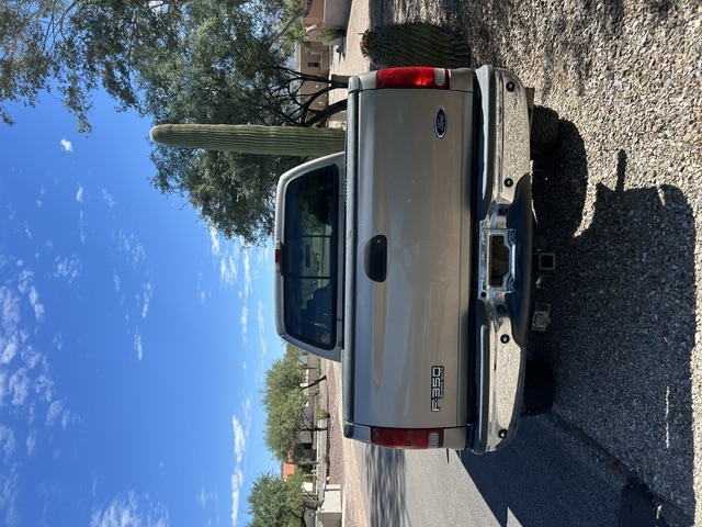 Used 2004 Ford F350 Lariat AWD/4WD image 6