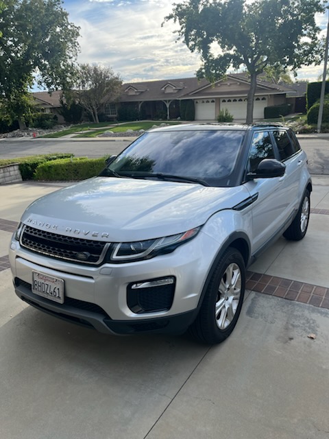 Used 2017 Land Rover Range Rover Evoque SE AWD/4WD image 1