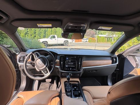 Used 2017 Volvo S90 T6 Inscription w/ Vision Package AWD/4WD image 12