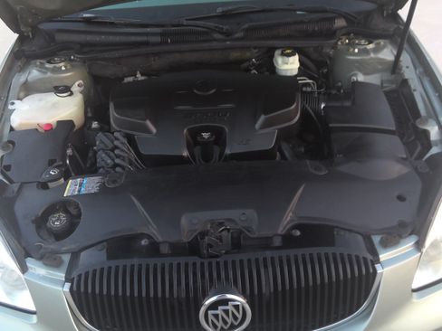 Used 2007 Buick Lucerne CXL image 17