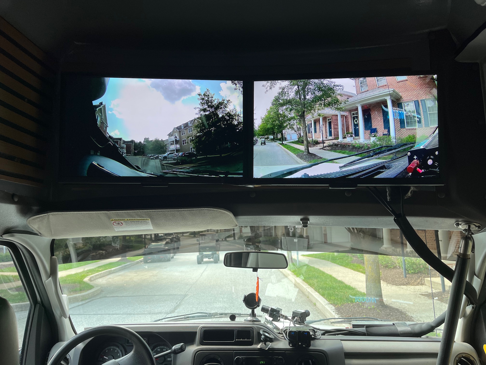 Used 2010 Ford E-350 and Econoline 350 Extended Super Duty RWD image 6