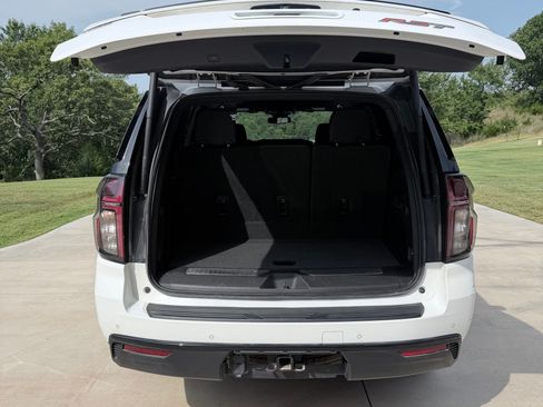 Used 2023 Chevrolet Tahoe RST w/ Luxury Package AWD/4WD image 10