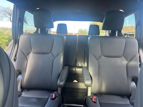 Used 2024 Lexus TX 500h AWD w/ Technology Package image 9
