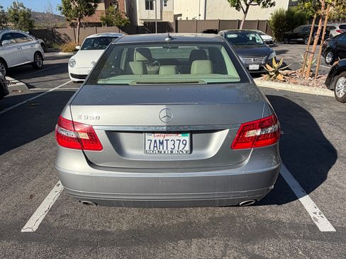 Used 2011 Mercedes-Benz E 350 Sedan image 4