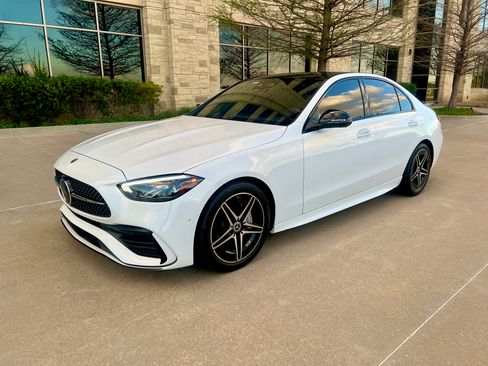 Used 2023 Mercedes-Benz C 300 4MATIC Sedan image 2