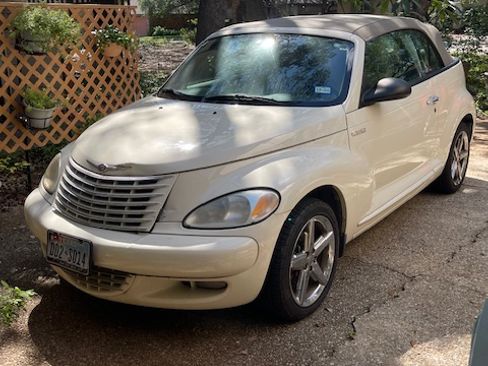 Used 2005 Chrysler PT Cruiser GT FWD image 3