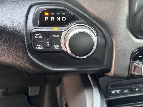 Used 2019 RAM 1500 Big Horn AWD/4WD image 15