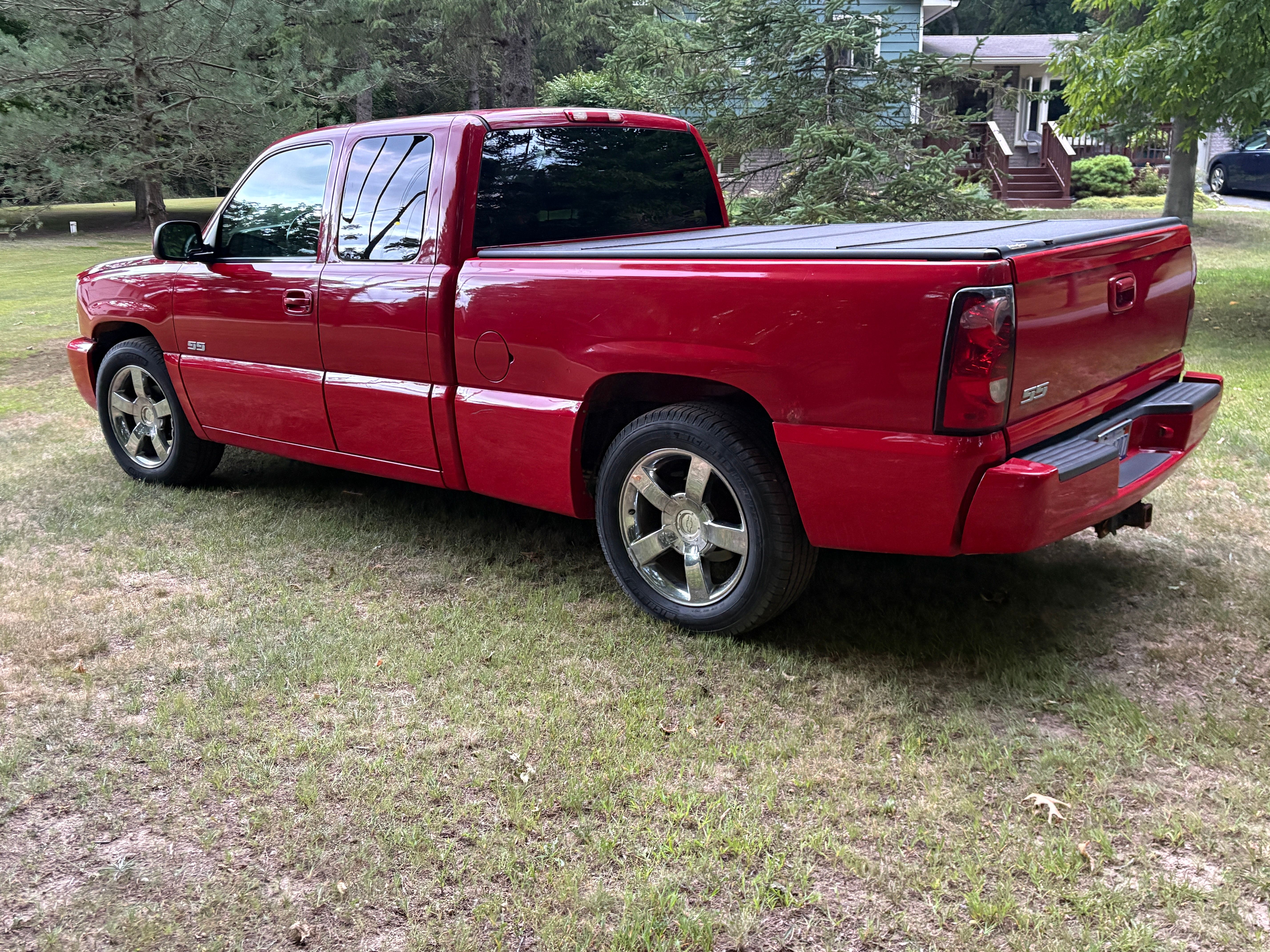 Used 2005 Chevrolet Silverado 1500 SS w/ Safe And Sound Package AWD/4WD image 5